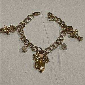 Vintage AVON Gold-Tone Ballet Faux Pearl Ballerinas Charm Bracelet : 6.5 Inches